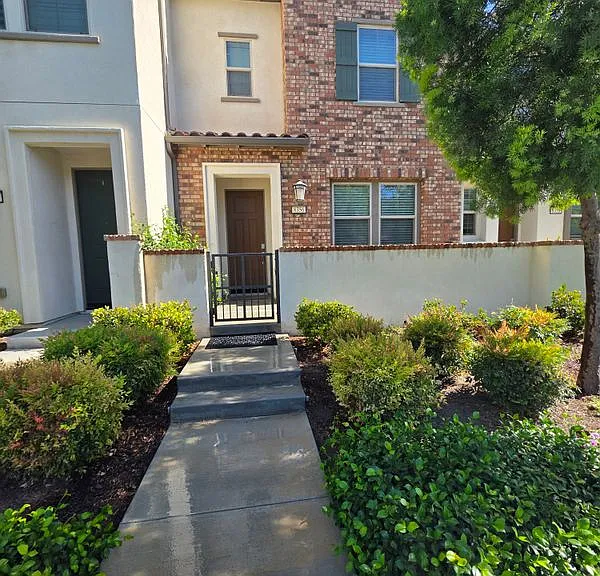 8356 Explorer St — Photo 1