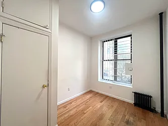 Rented by KNOCKKNOCK LLC