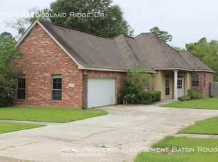 35683 Woodland Ridge Dr, Denham Springs, LA 70706