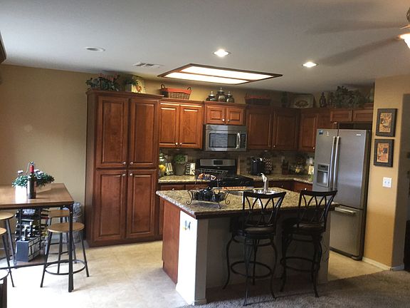 5th image of 1377 W Chianti Way
