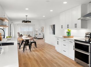 6748 14th Ave SW, Seattle, WA 98106