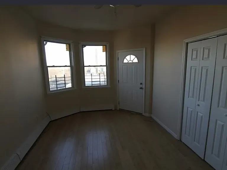 77 Littleton Ave #3 — Photo 5