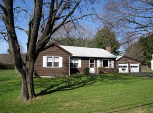 186 Plain Rd, Greenfield, MA 01301