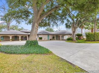 114 Rest Hvn, Mcqueeney, TX 78123
