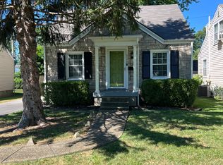 126 Colonial Dr, Saint Matthews, KY 40207