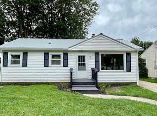 2216 E Judd Rd, Burton, MI 48529