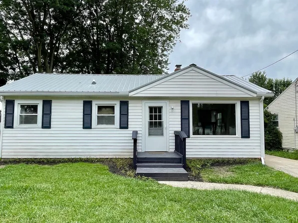 2216 E Judd Rd, Burton, MI 48529