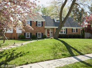 5715 Cromwell Dr, Bethesda, MD 20816