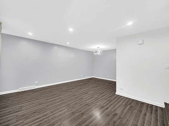 4th image of 8859 N Washington St Unit F