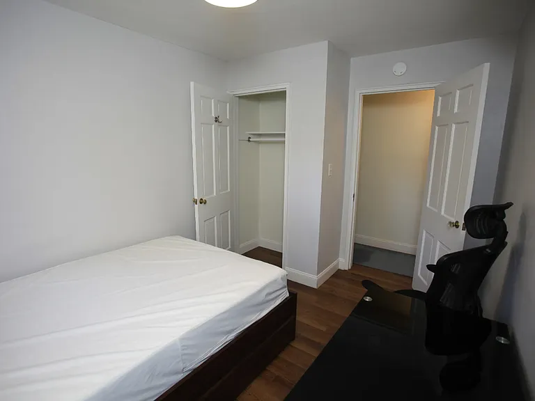 413 Washtenaw Ave #8 — Photo 39