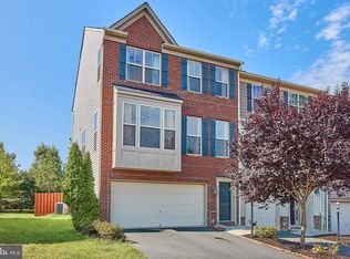 42649 Macauley Pl, Ashburn, VA 20148