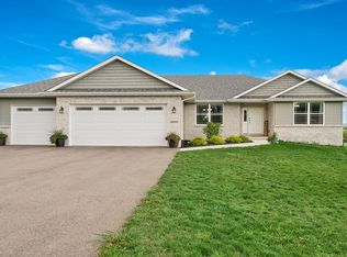 2525 Rogene Dr, Oregon, IL 61061