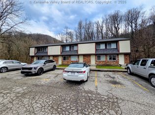 437 Crown Hill Dr, East Bank, WV