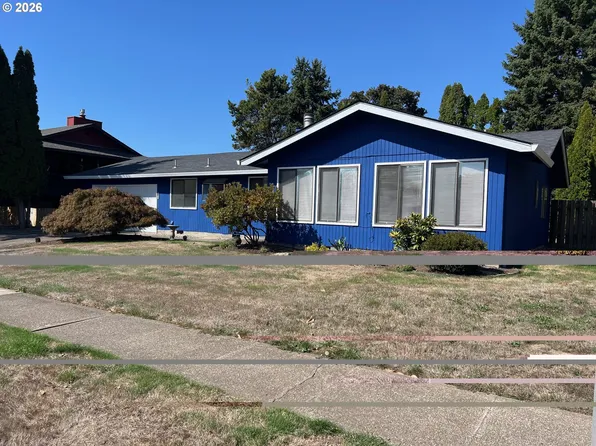 205 E Foothills Dr, Newberg, OR 97132
