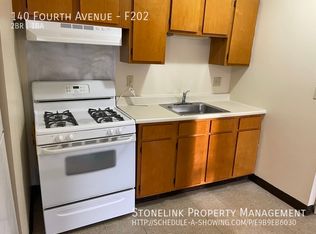 140 4th Ave #F202, Woonsocket, RI 02895