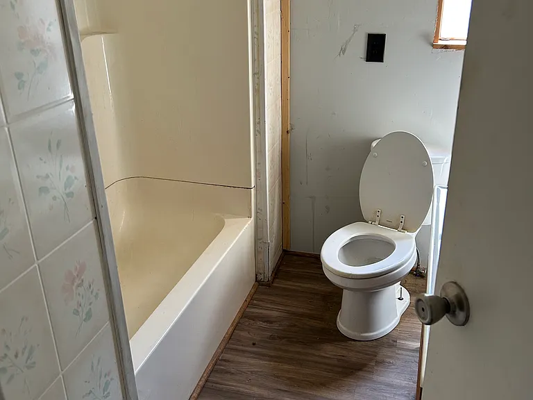101 Hagood Dr #A — Photo 8