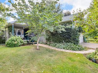 14429 Kildare Ln, Cement City, MI