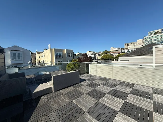 2540 Sacramento St — Photo 31