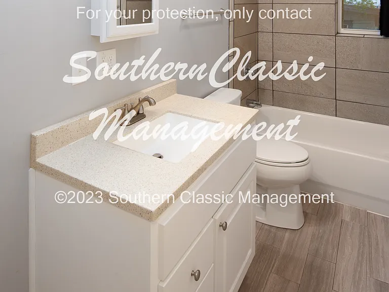 10 bathroom1-01_09202023