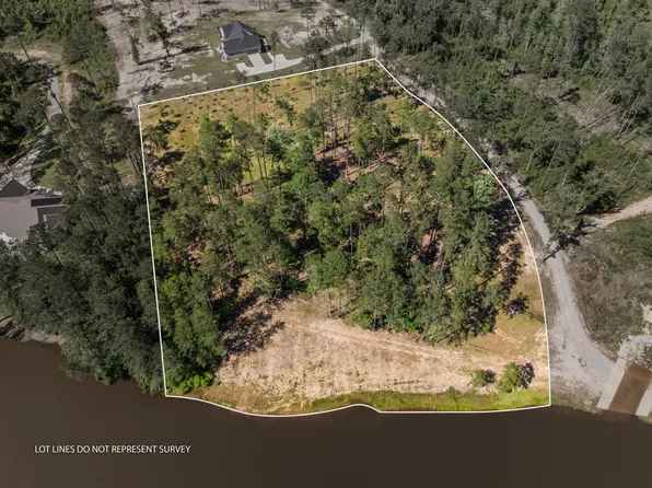 16 Placid Dr, Sumrall, MS 39482