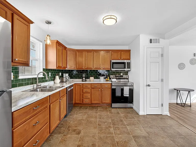 3734 Carol Park Rd — Photo 15
