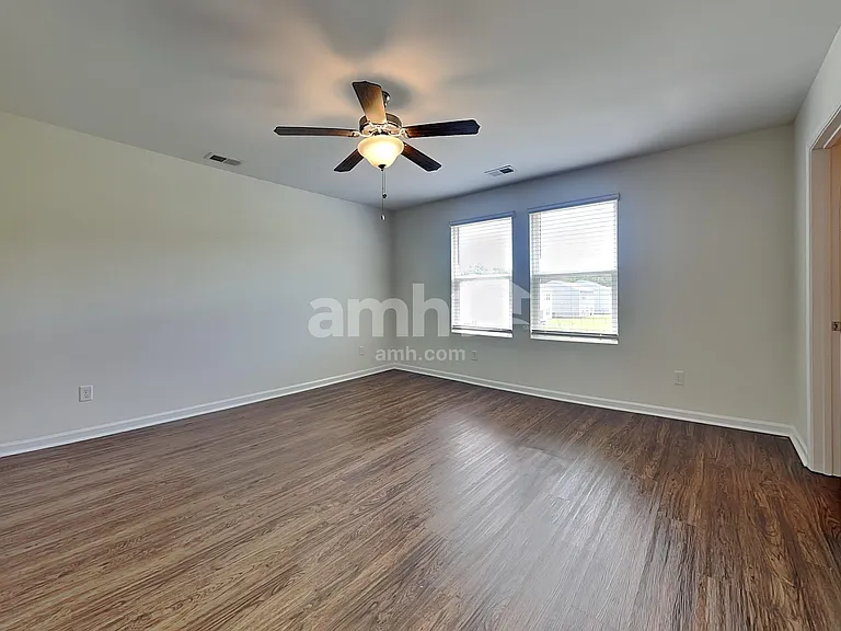 163 Orion Way — Photo 8