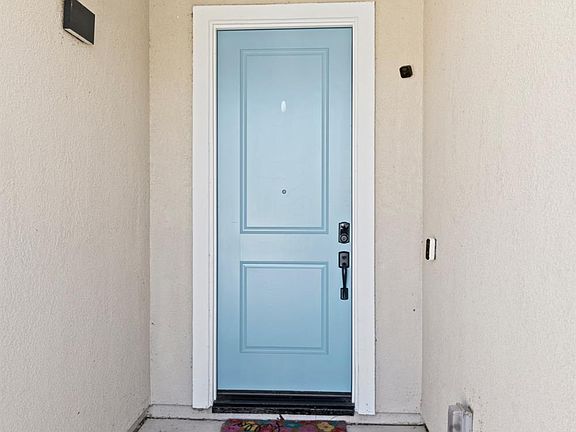 4th image of 1732 Stinson Way