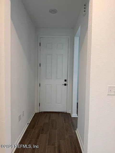 3 bed, 2.0 bath, 1574 sqft, $1,999 — Photo 3