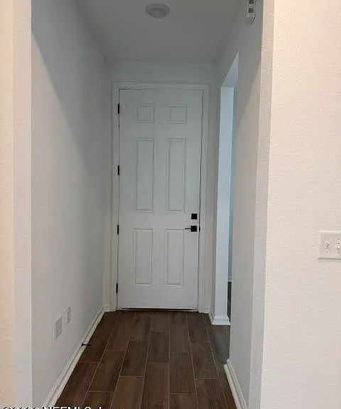 915 Cedar Slough Dr — Photo 3