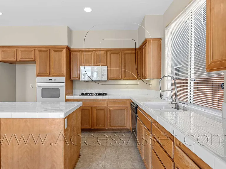 29291 Grande Vista Ave — Photo 5