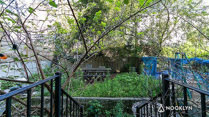 1st image of 757 Hart St APT 1L