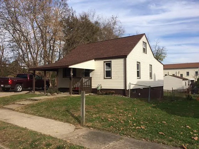 120 Wing St photo 1