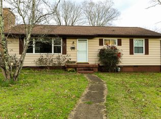 120 Arkansas Ave, Oak Ridge, TN 37830