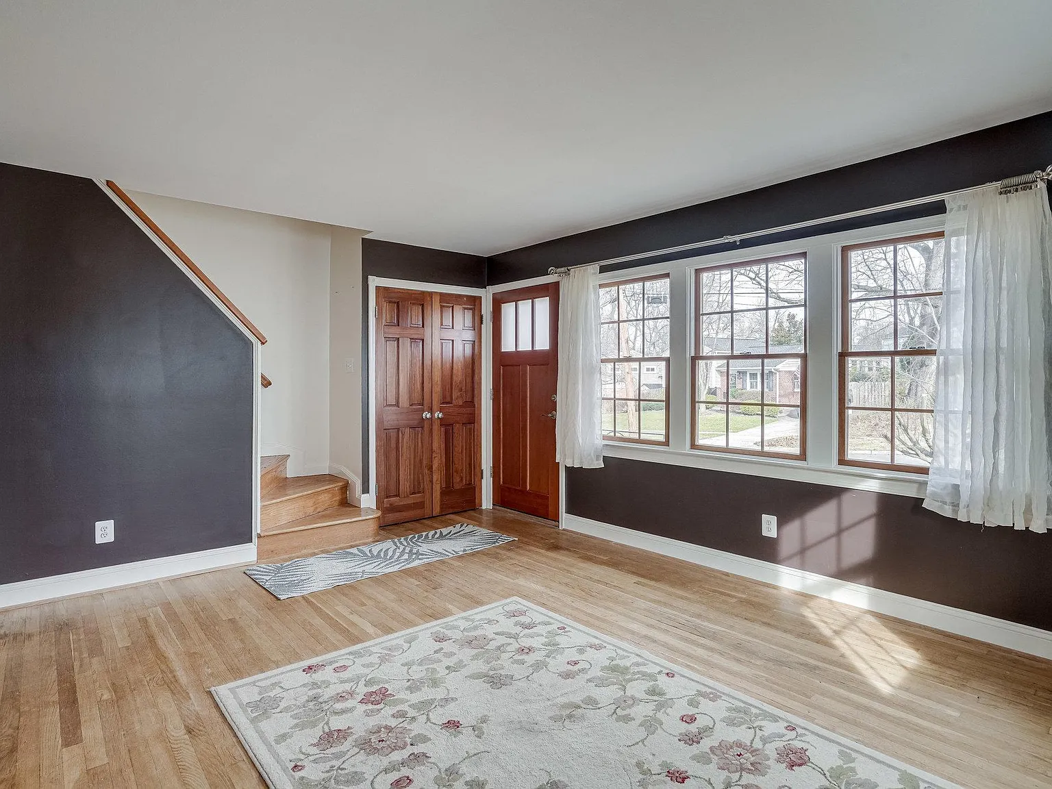 4 bed, 2825 sqft, $3,850 — Photo 4