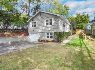 41 Pepper Ridge Rd, Stamford, CT 06905
