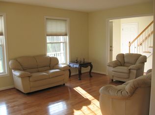 870 Stafford Ave, Bristol, CT 06010