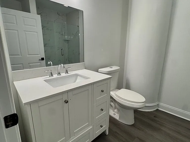 901 Quarry — Photo 8
