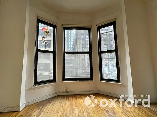 Rented by Oxford Property Group | media 3