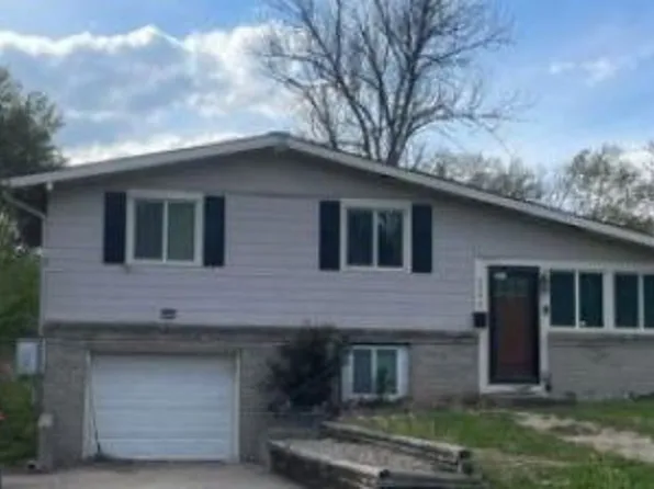 5900 N Euclid Ave, Kansas City, MO 64118