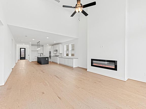 5th image of 9507 Water Breeze Ct