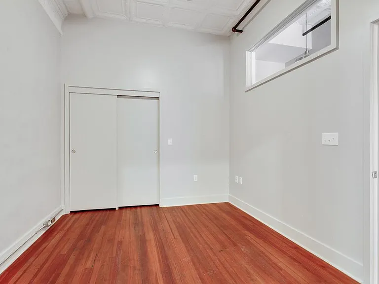 108 W Broughton St #3F — Photo 2