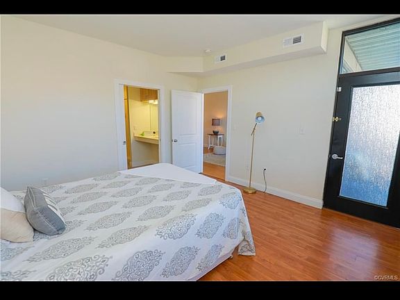 2nd image of 1333 W Broad St APT 310