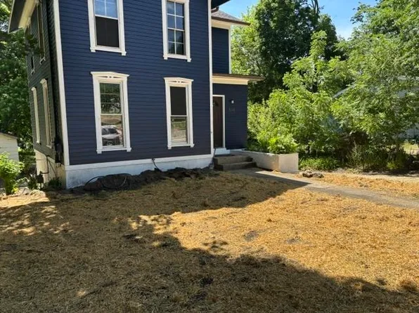 574 S Main St, Janesville, WI 53545