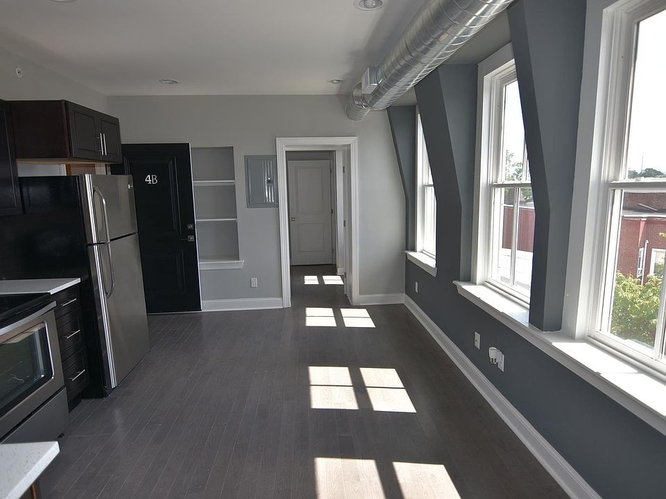 1st image of 4100 Parkside Ave #B4