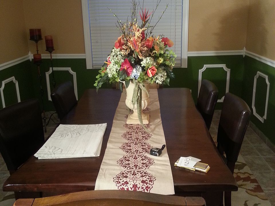 2nd image of 422 Hickory Tree Cir