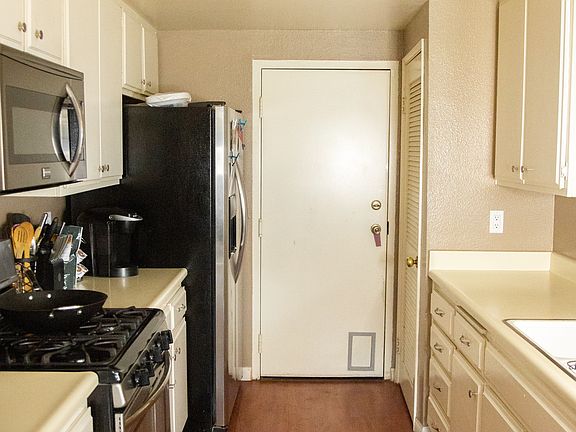 2nd image of 11350 Foothill Blvd Unit 26