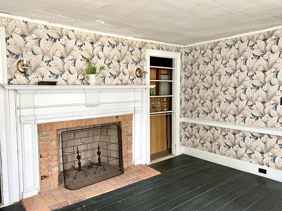 43rd image of this home