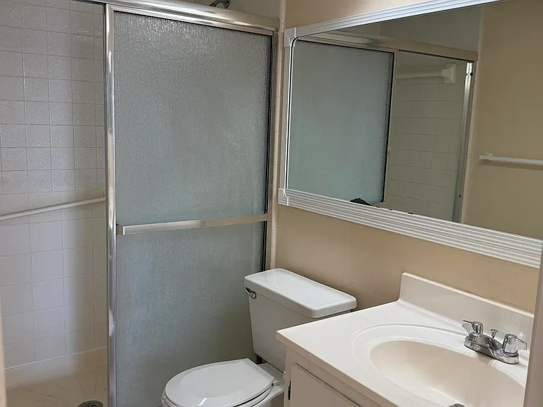 1110 Green Pine Blvd #C2 — Photo 9
