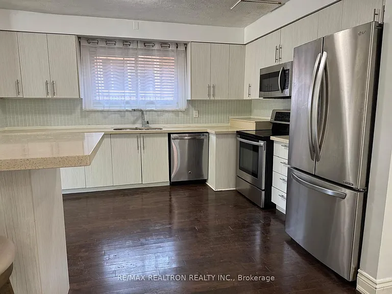 926 Willowdale Ave #MAIN — Photo 8