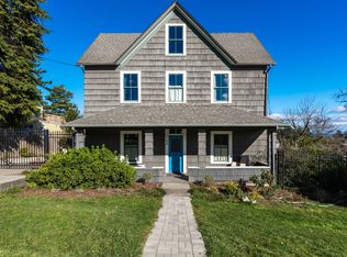 1104 Madison St, Port Townsend, WA 98368